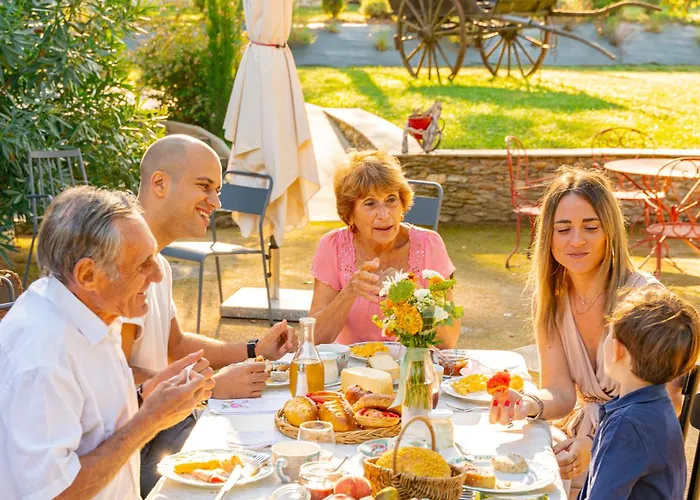 Oda ve Kahvaltı Le Domaine De Gorneton